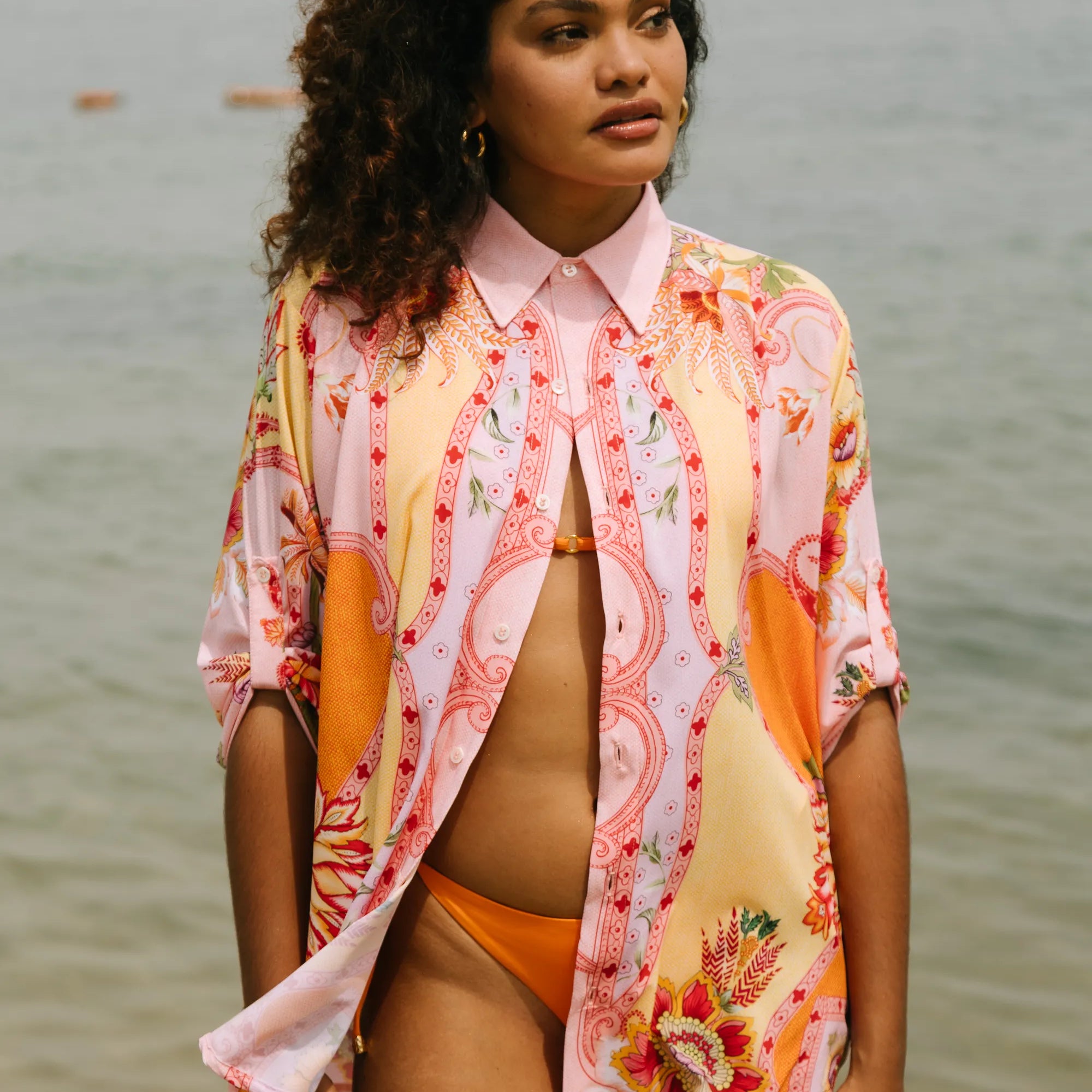 Camisa Fiora Paisley Resort