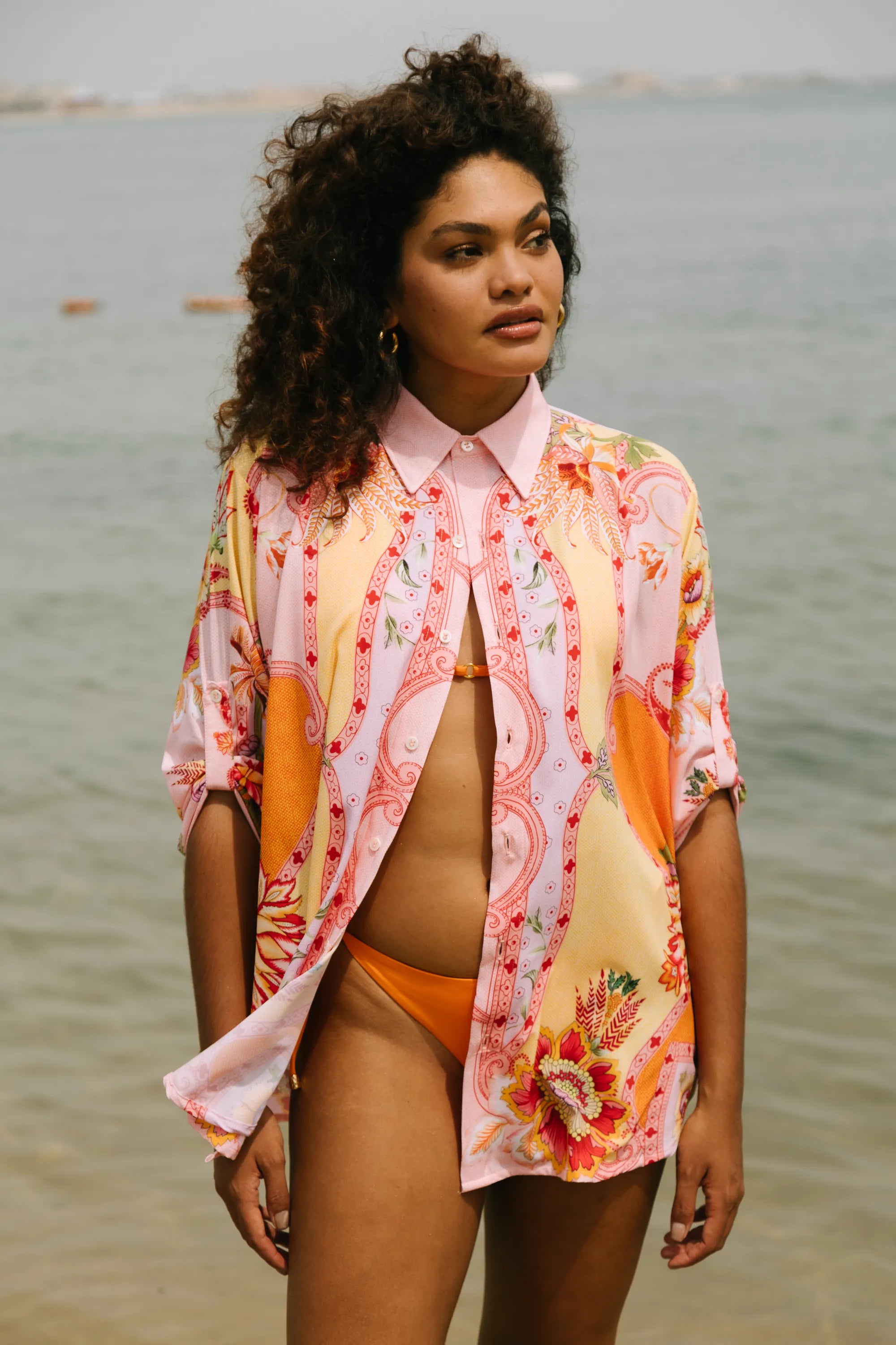 Camisa Fiora Paisley Resort