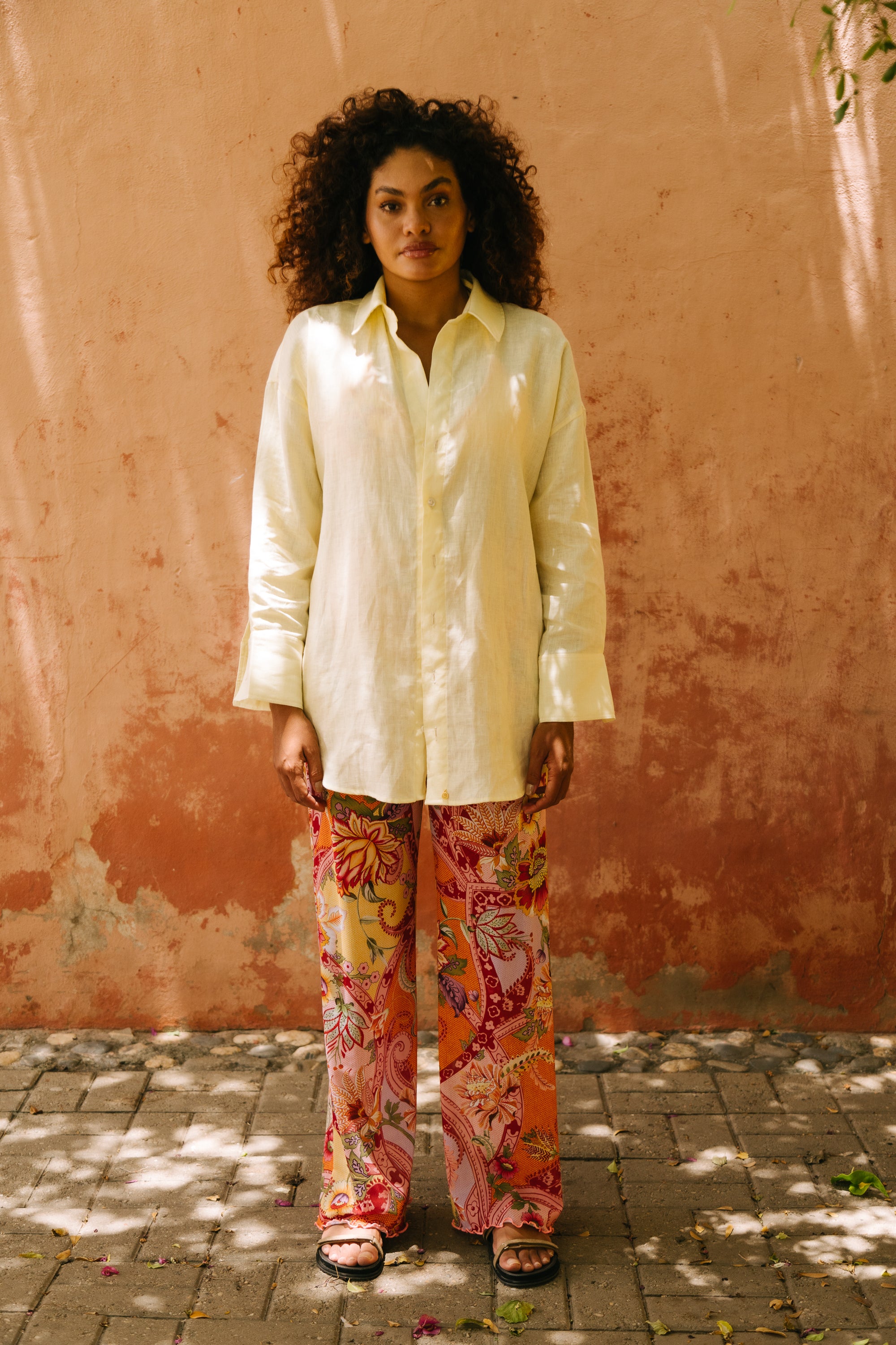 CAMISÓN LINO FIORA AMARILLO